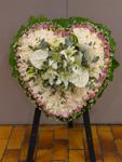 Sympathy Heart Wreath - CODE 9202